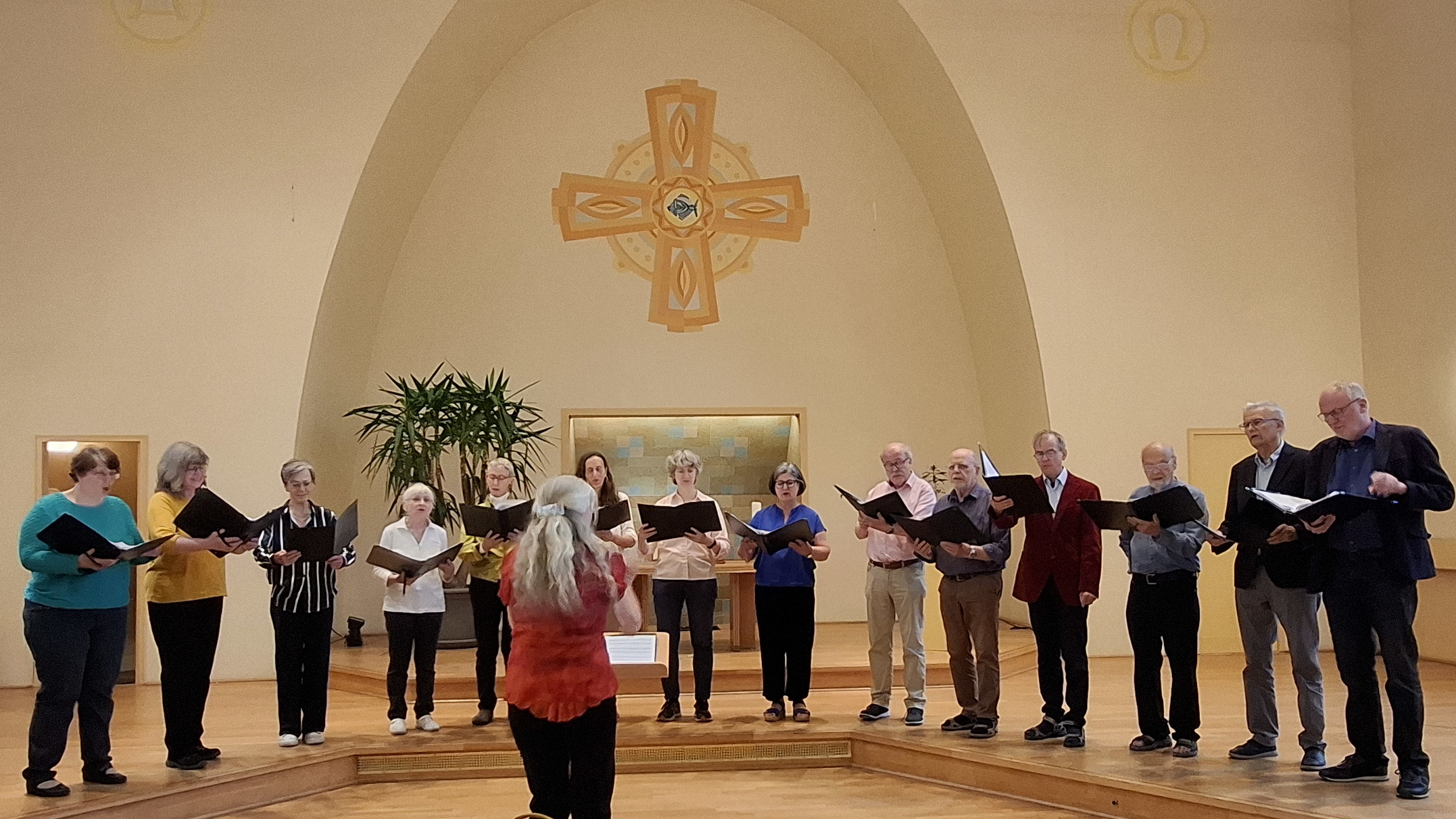Chor beim Auftritt in der Kapelle