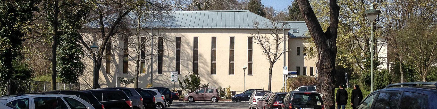 Kapelle und Gemeindezentrum in der Rothenburgstraße